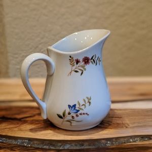 Cordon Bleu Creamer